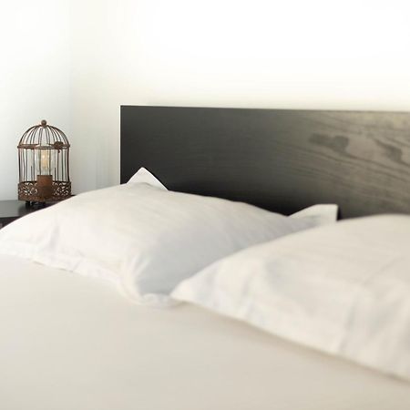 Bird Nest 2 Room Apartment Букурещ Екстериор снимка