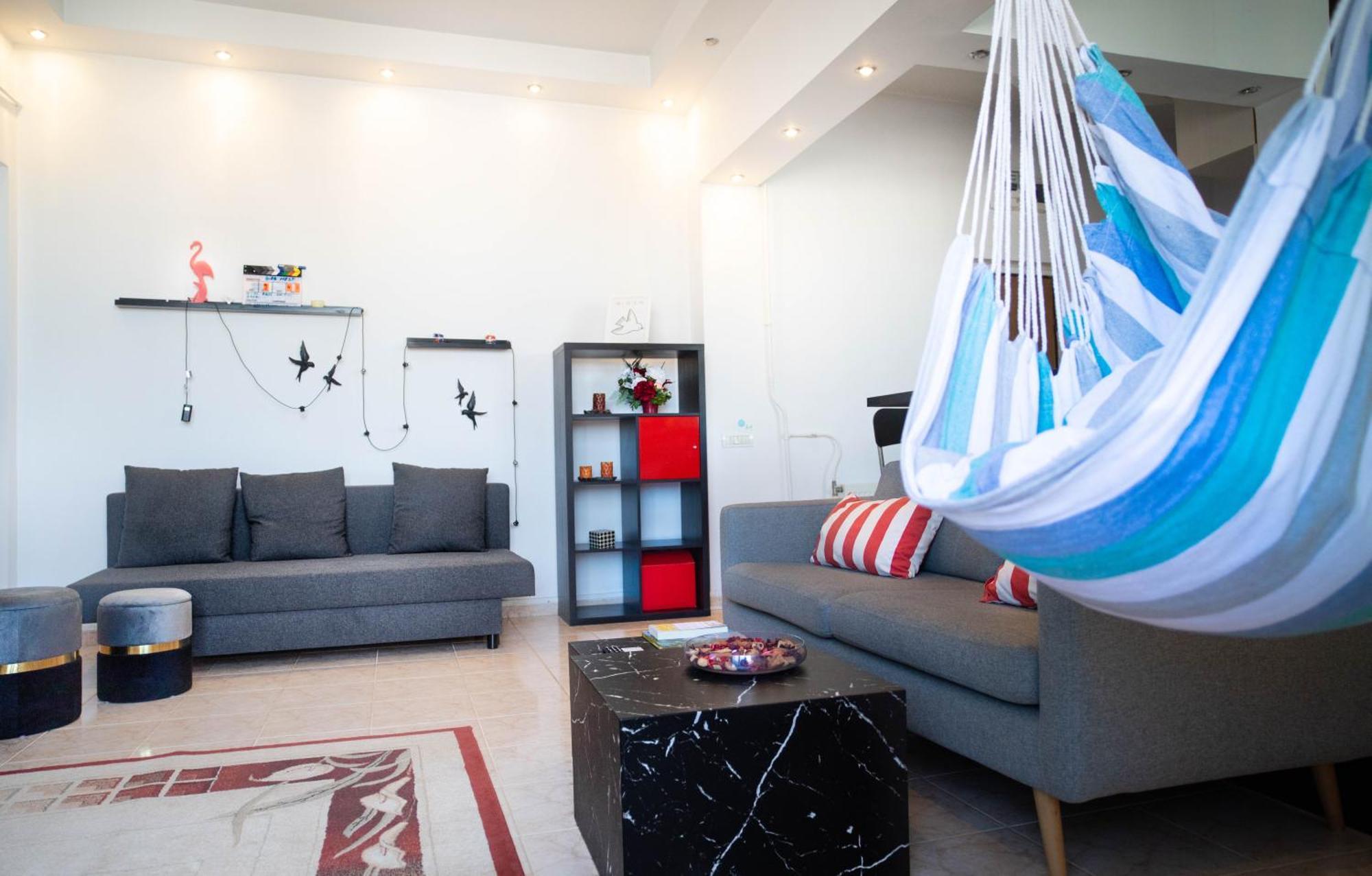 Bird Nest 2 Room Apartment Букурещ Екстериор снимка